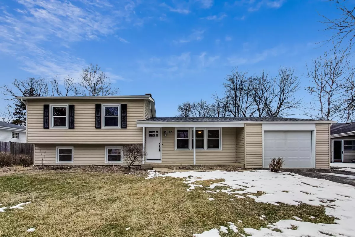 Glen Ellyn, IL 60137,3S185 Cypress Drive