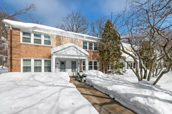 Wilmette, IL 60091,412 Greenleaf Avenue