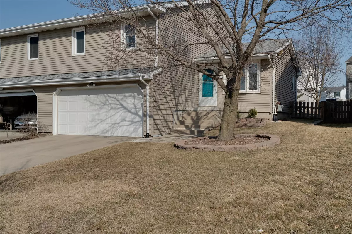 Bloomington, IL 61704,1311 Challis Drive