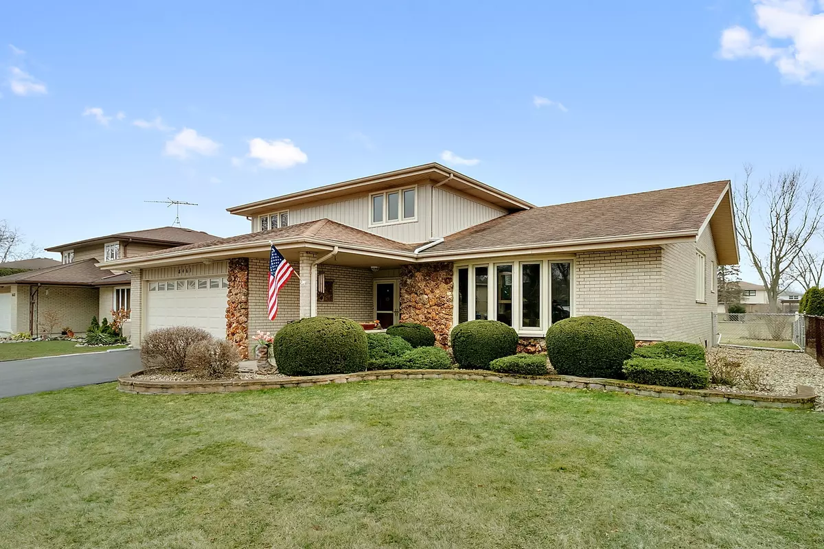 Palos Hills, IL 60465,8461 Loveland Lane