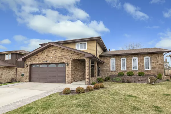 Homer Glen, IL 60491,15562 Trailside Drive