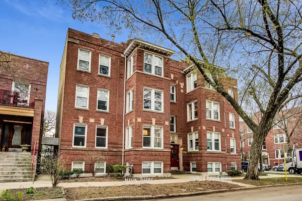 Chicago, IL 60625,2455 W Leland Avenue #2