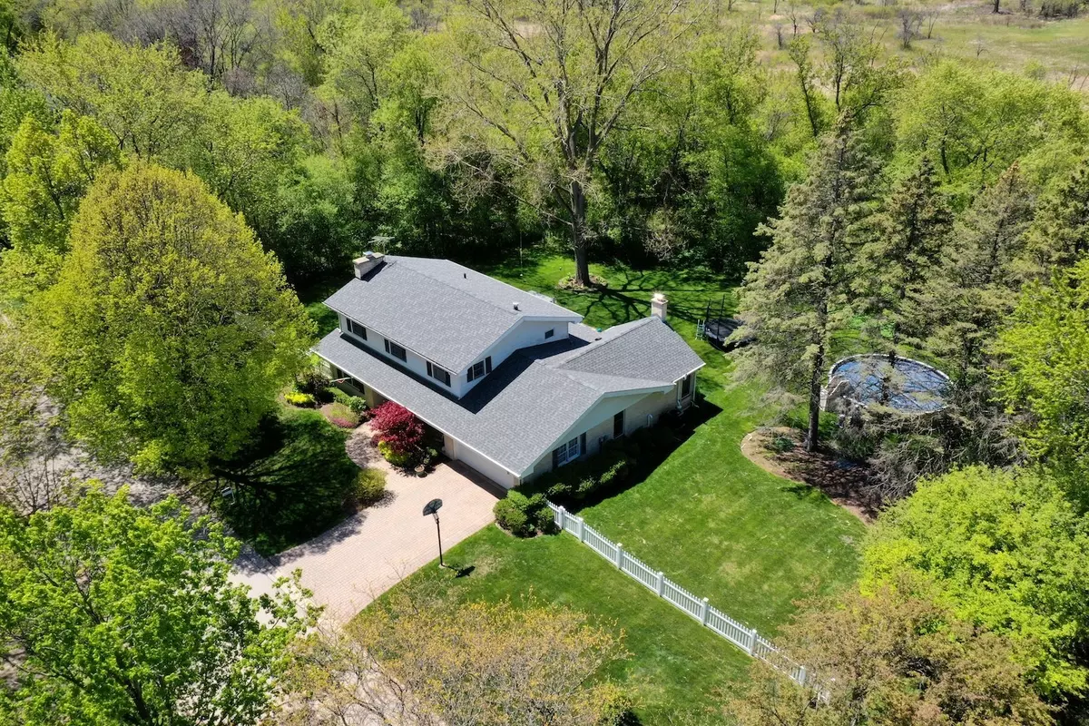 Lake Bluff, IL 60044,400 Maclaren Lane