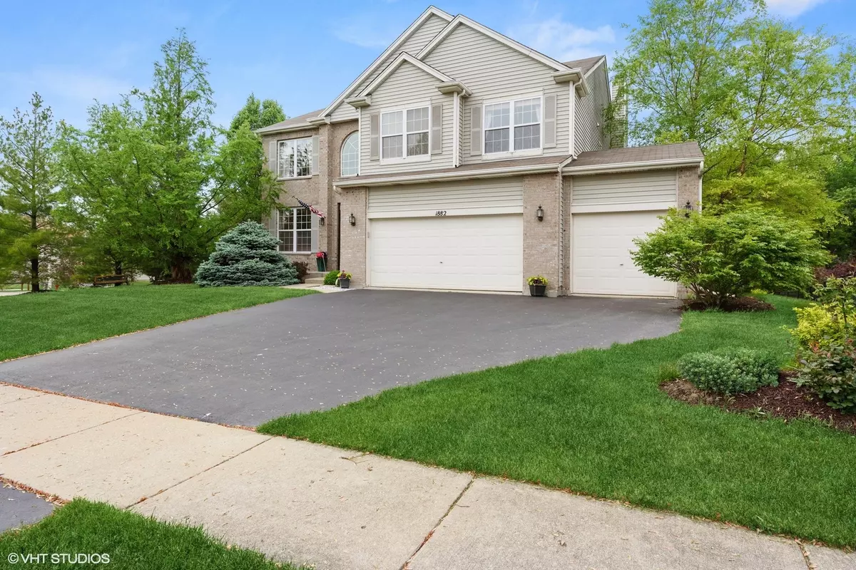 Wauconda, IL 60084,1882 Apple Valley Drive