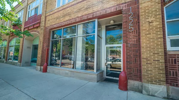 Chicago, IL 60626,1225 W Morse Avenue #501