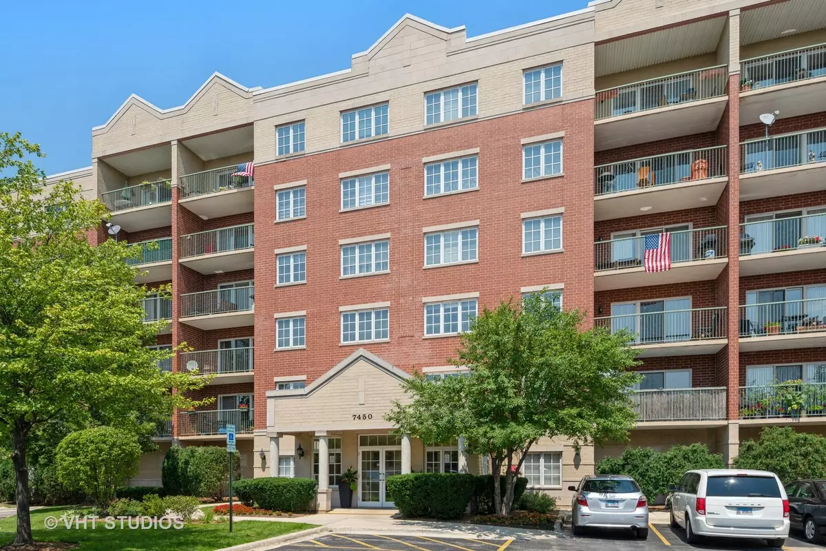 Skokie, IL 60076,7450 Lincoln Avenue #505