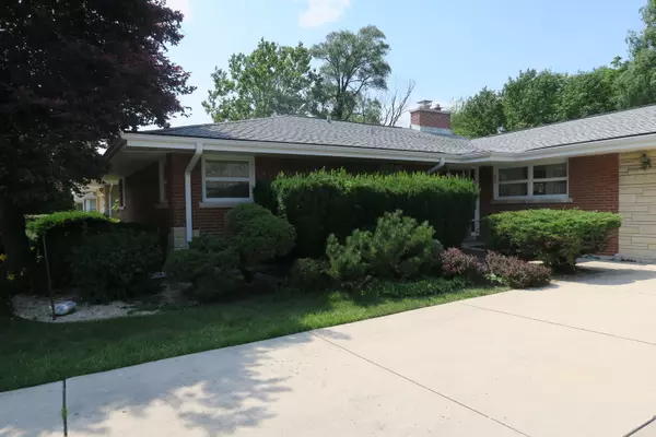 Palos Heights, IL 60463,6048 W 127th Place