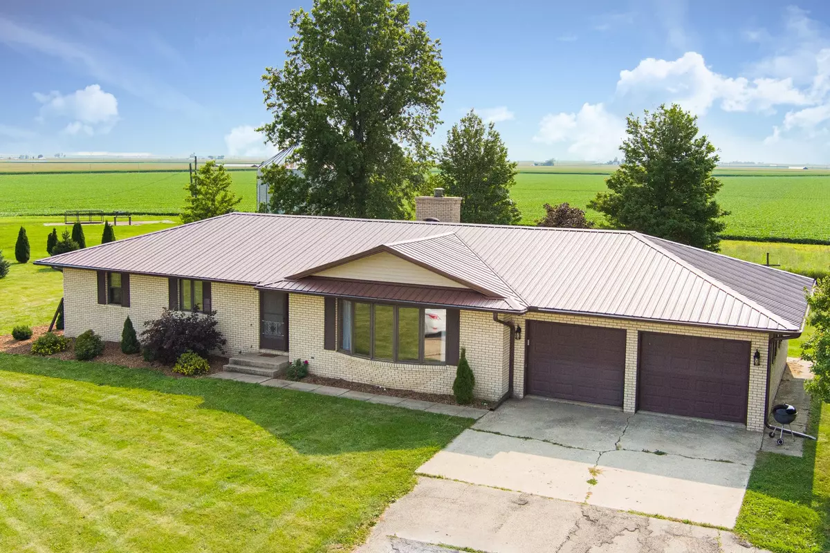 Ashton, IL 61006,1529 Brooklyn Road