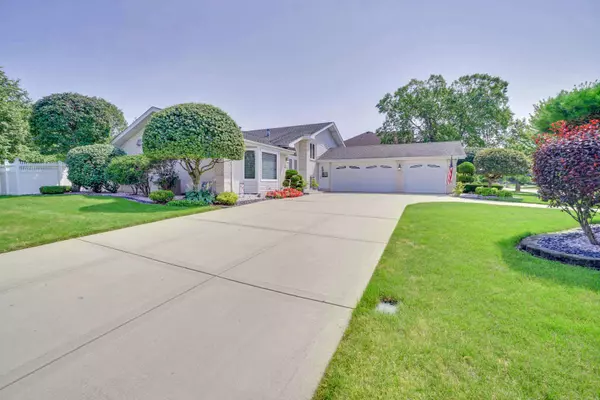 New Lenox, IL 60451,1095 Sweetwater Trail