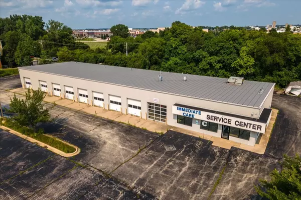 Champaign, IL 61822,1910 Moreland Boulevard