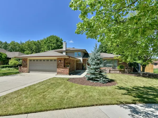 Orland Park, IL 60462,8820 Danbury Lane