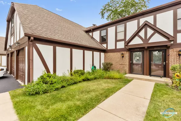 Downers Grove, IL 60516,7353 Canterbury Place