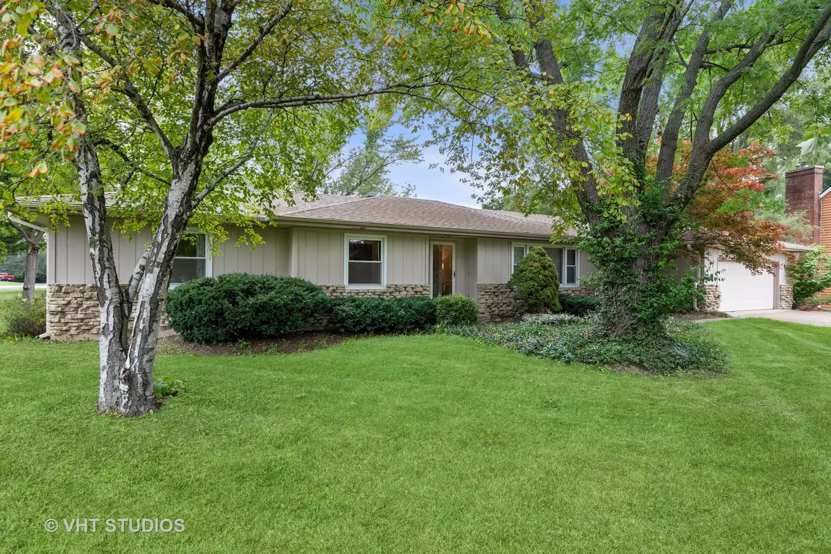 Sleepy Hollow, IL 60118,620 Joy Lane