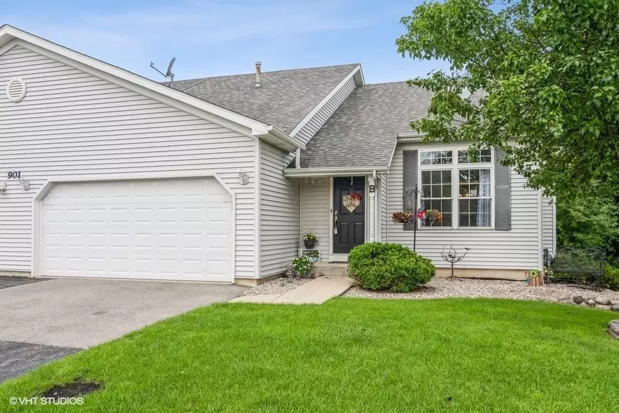 Yorkville, IL 60560,901 B HARVEST TRAIL #B