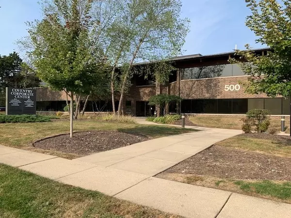 Crystal Lake, IL 60014,500 COVENTRY Lane #120