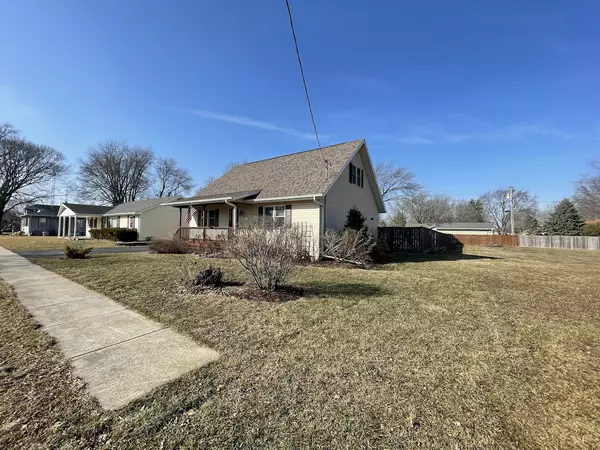 Cortland, IL 60112,107 W Pine Avenue