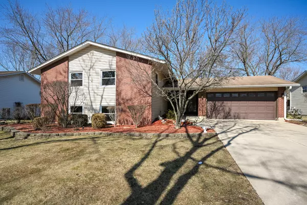 Woodridge, IL 60517,2620 York Court