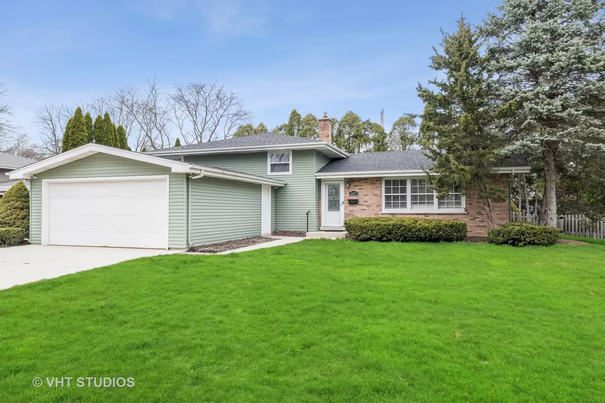 Naperville, IL 60540,309 Spruce Drive