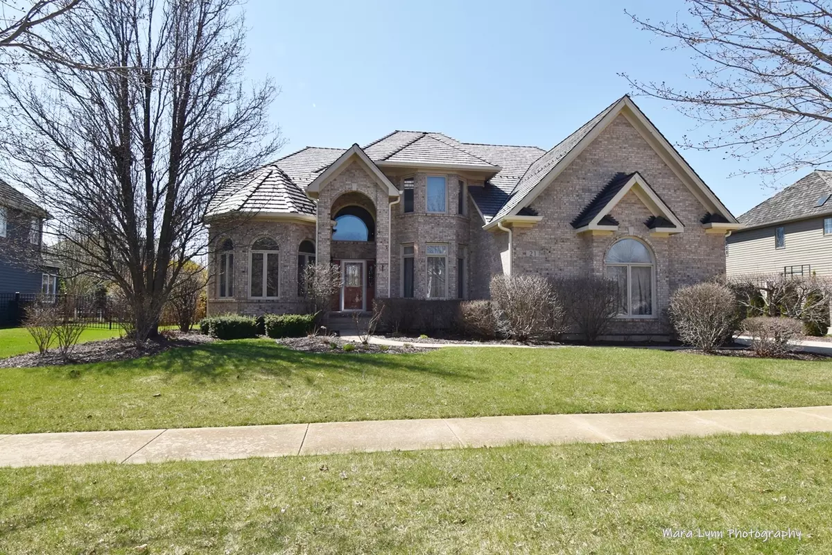 South Elgin, IL 60177,21 Persimmon Lane