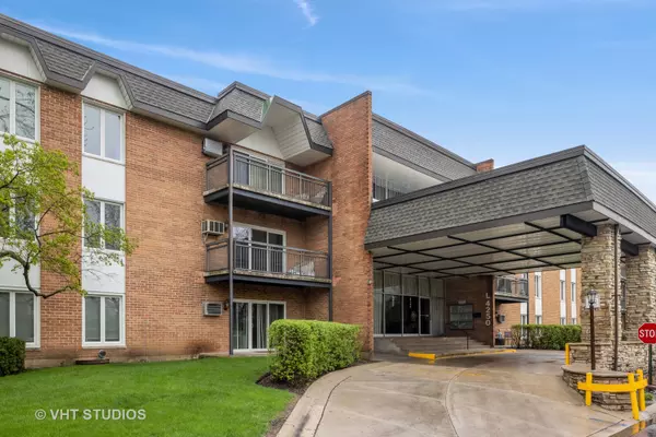 Downers Grove, IL 60515,4250 Saratoga Avenue #304