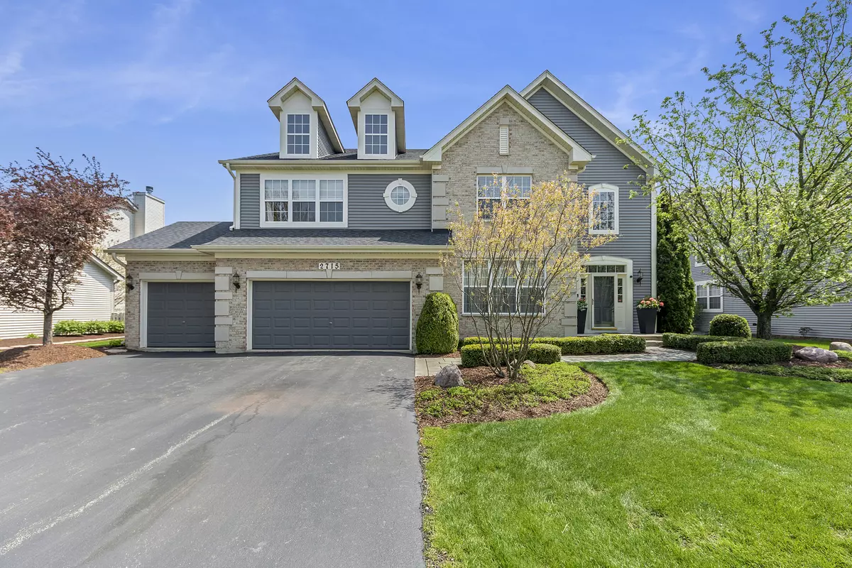 Naperville, IL 60565,2715 Forest Creek Lane