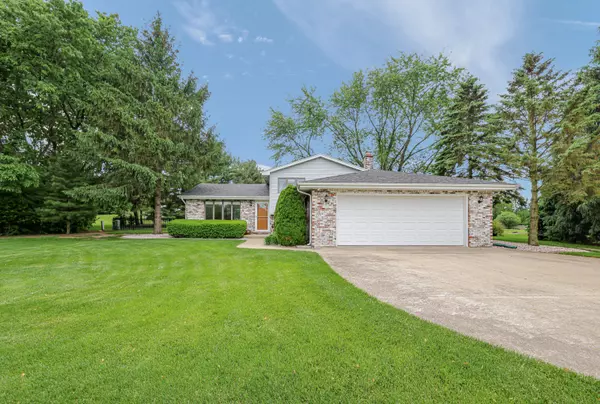 Homer Glen, IL 60491,13603 Larkspur Drive