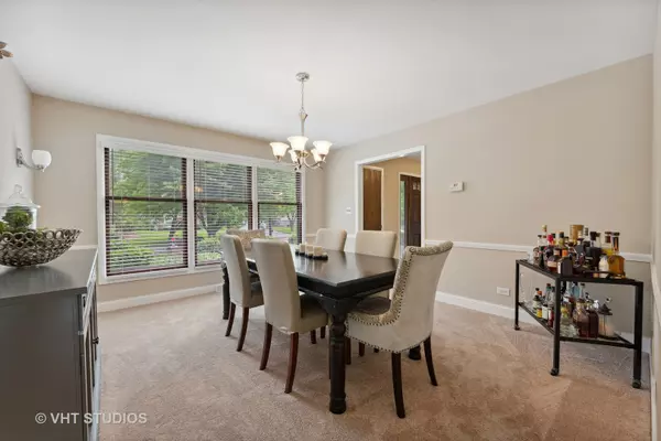 Naperville, IL 60563,1134 Kings Point Court