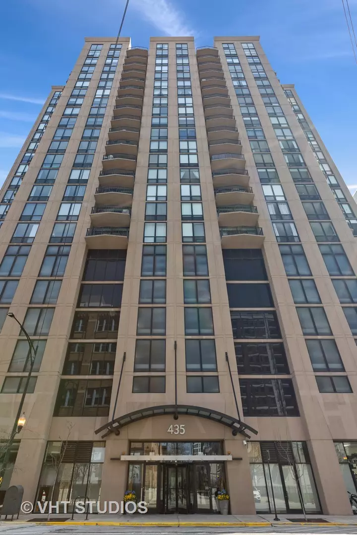 Chicago, IL 60654,435 W Erie Street #1304