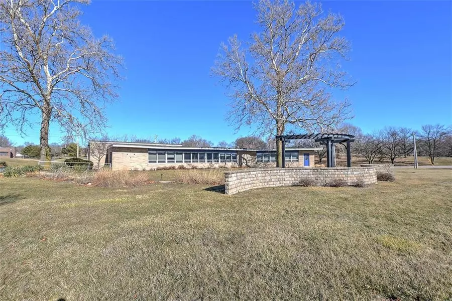 500 E Lake Shore Drive, Decatur, 62521