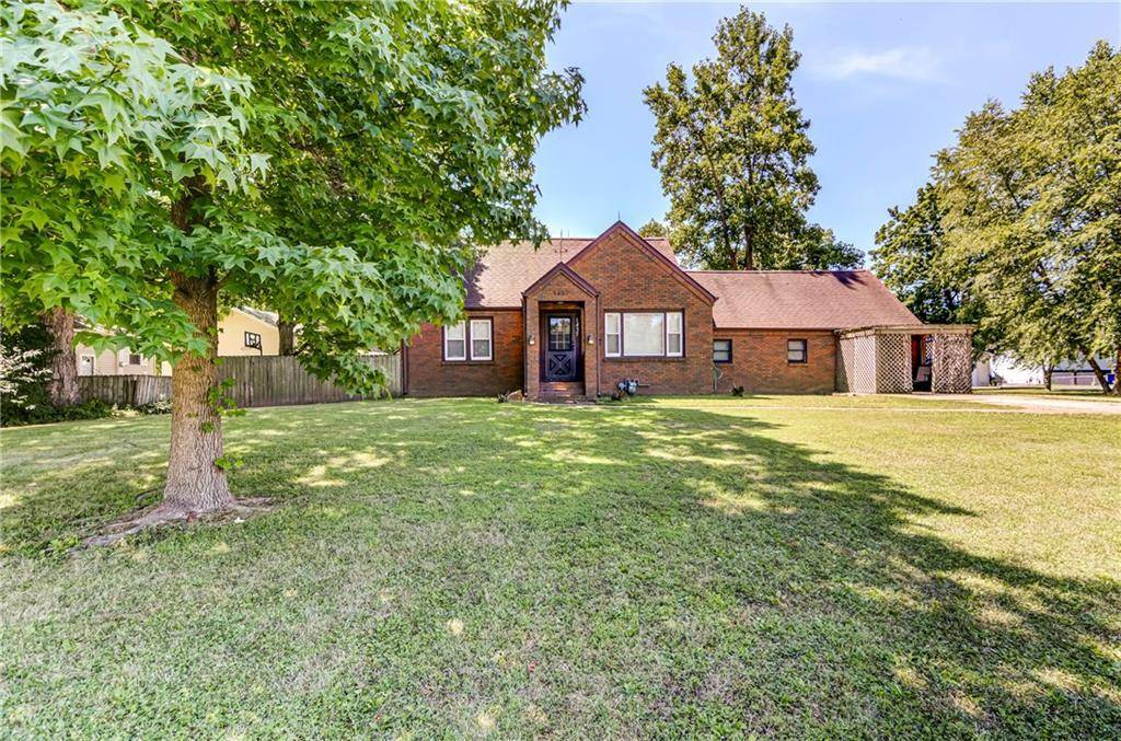 Decatur, 62526,1437 W Pershing Road