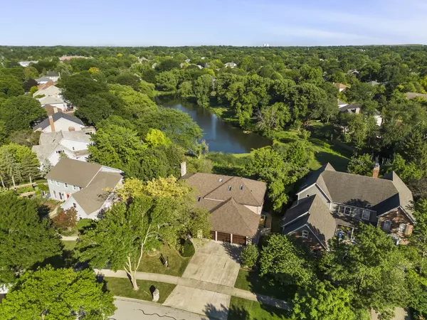 Naperville, IL 60540,604 Lynchburg Court