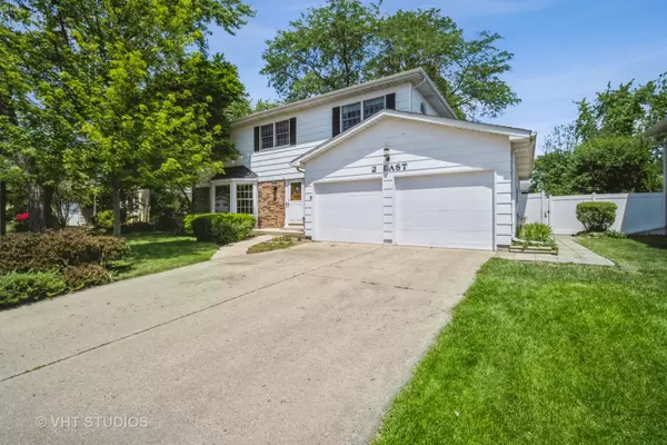 Arlington Heights, IL 60004,2 E Suffield Drive