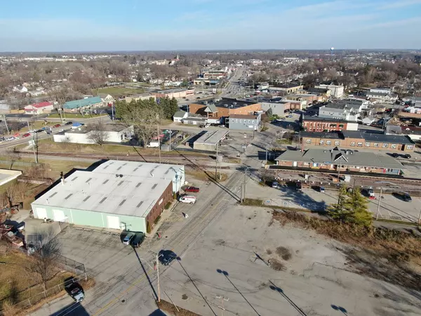 Mchenry, IL 60050,4012 Main Street