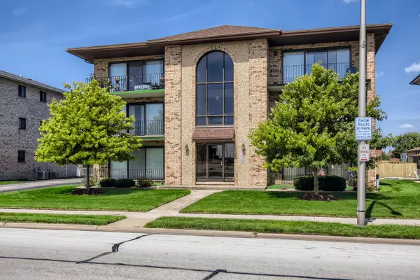 Alsip, IL 60803,4830 W 122nd Street #1W