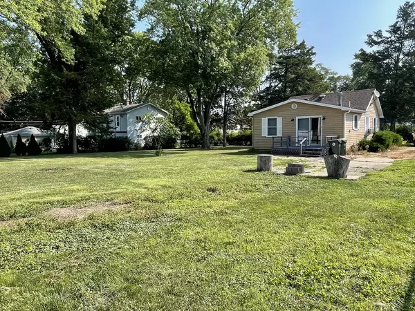 Warrenville, IL 60555,3S558 Elizabeth Avenue