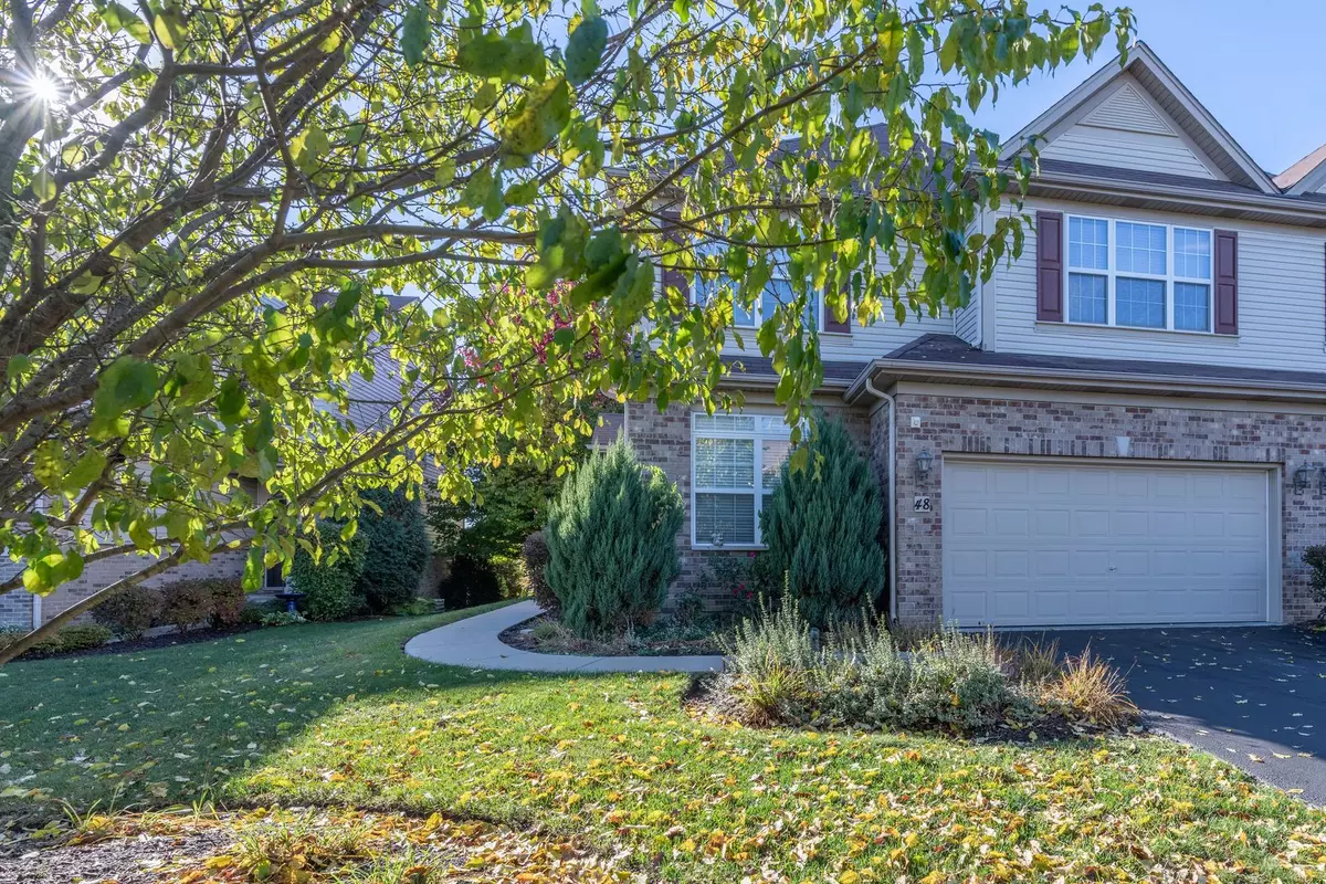 North Aurora, IL 60542,48 Oak Creek Court