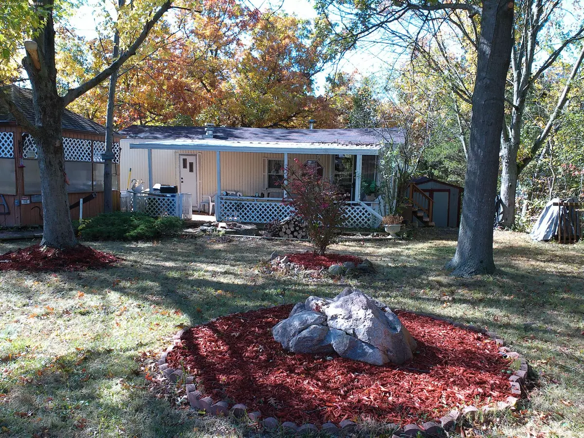 Marseilles, IL 61341,03-031 -Southfork