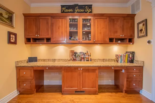 Chicago, IL 60640,5526 N Winthrop Avenue #3N