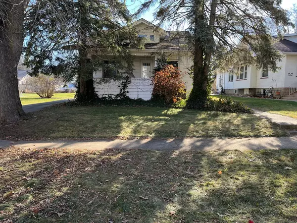 Bloomington, IL 61701,1909 E Taylor Street