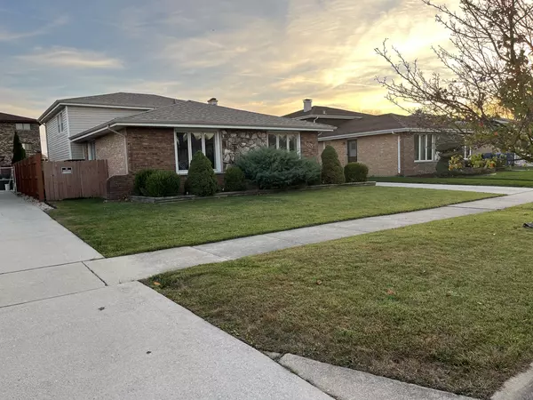 Alsip, IL 60803,4851 W 121st Place