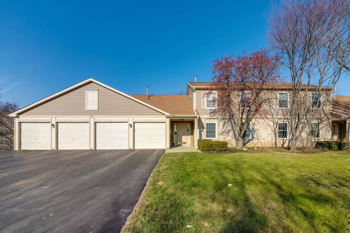 Wauconda, IL 60084,219 Brett Circle #D