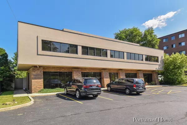 364 Pennsylvania Avenue #2-5, Glen Ellyn, IL 60137