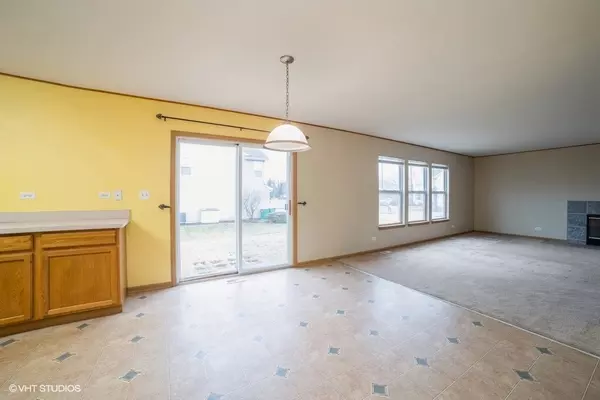 Kirkland, IL 60146,900 Walnut Drive