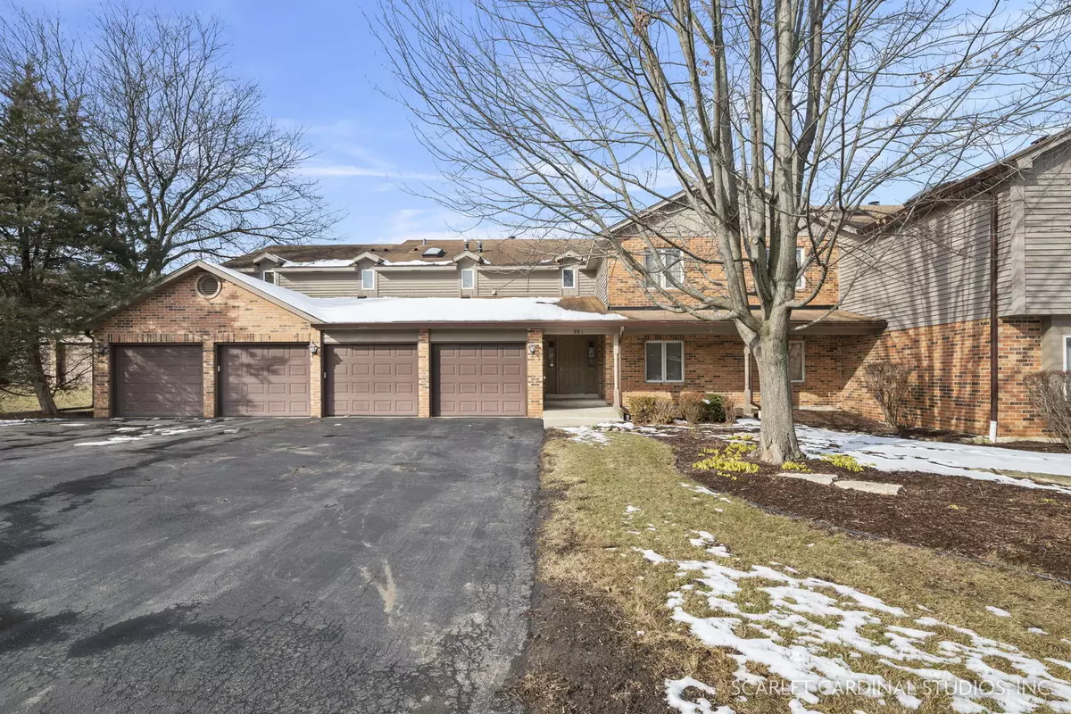 Naperville, IL 60563,981 West Court #A