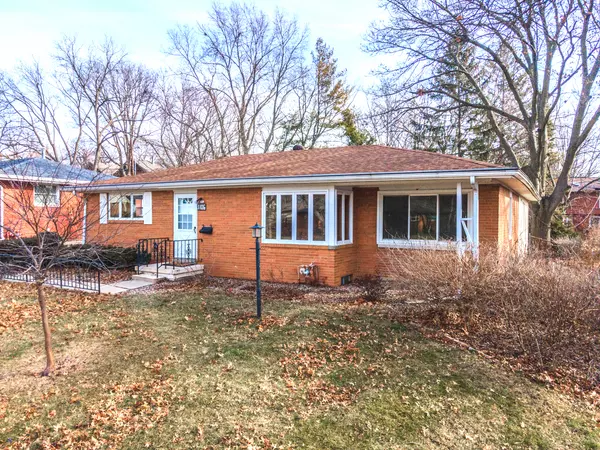 Normal, IL 61761,1106 Maplewood Drive