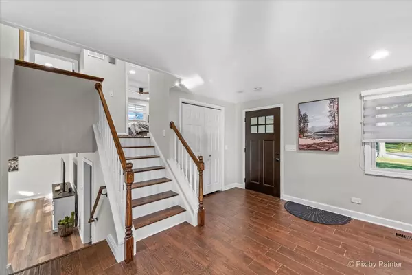 Schaumburg, IL 60193,600 S SPRINGINSGUTH Road