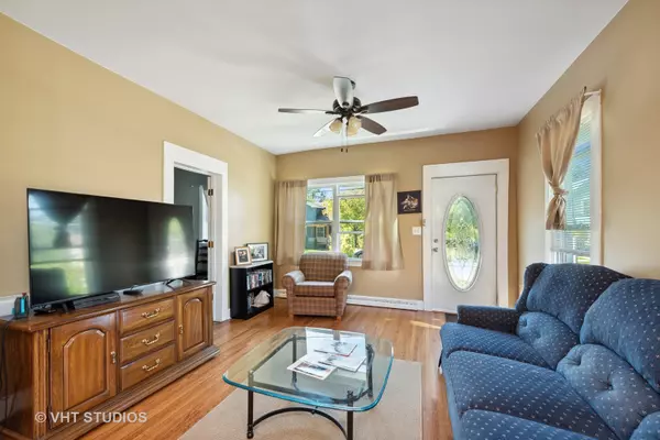 Elgin, IL 60123,361 Jewett Street