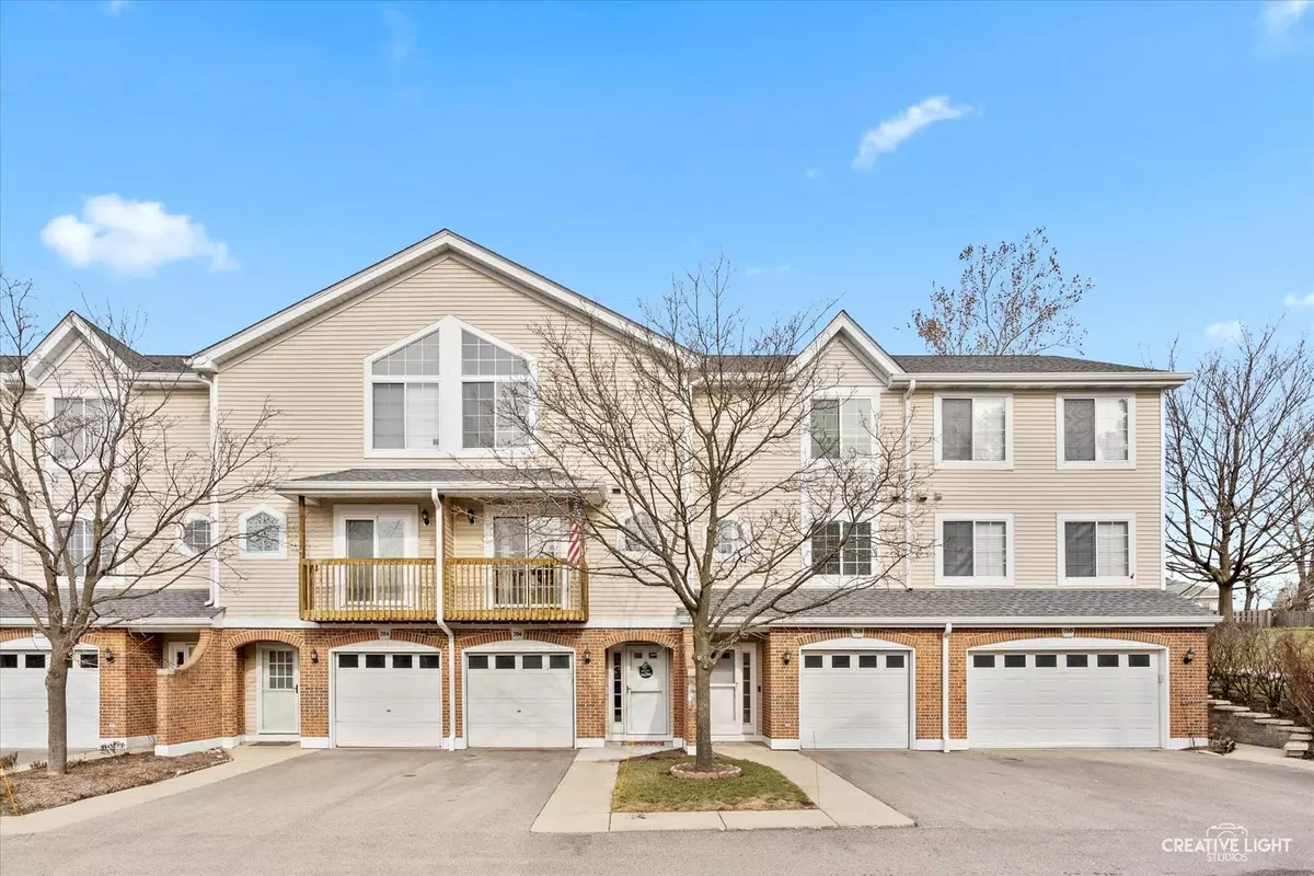 Palatine, IL 60067,206 E Parallel Street #206