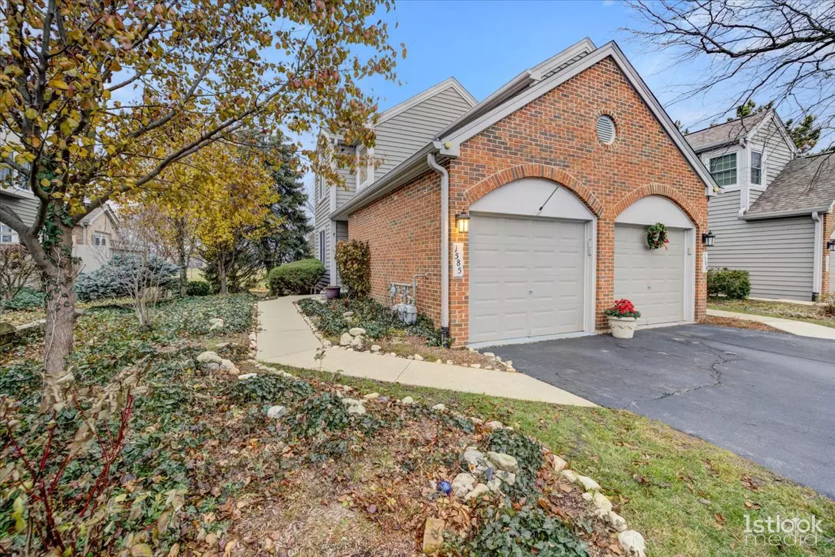 Naperville, IL 60564,1585 Aberdeen Court