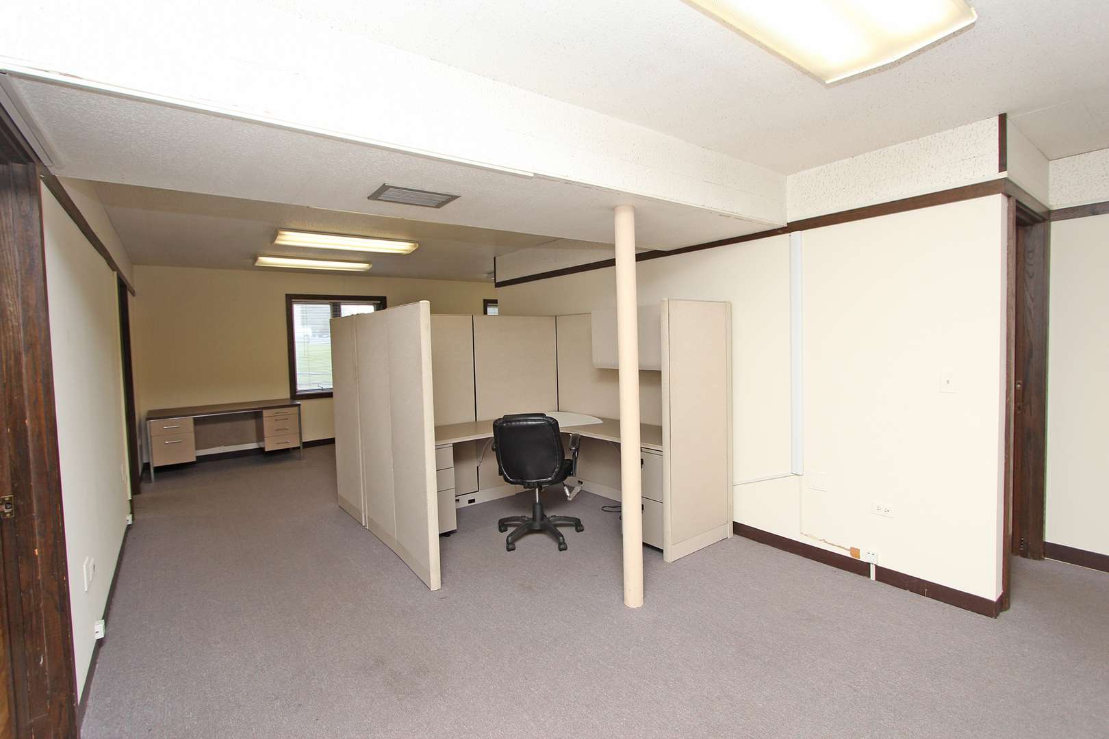 Lake Zurich, IL 60047,83 W Main Street #102